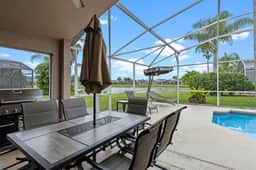 Lake View & Private Pool | Near Disney | Sleeps 8 - Image 5